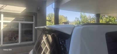 Продам сполер от Toyota land cruiser 200