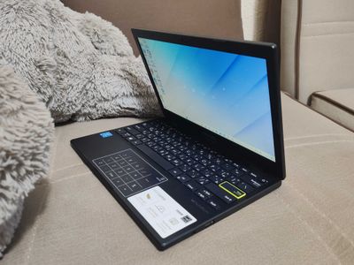 ASUS laptop офисный ноутбук, компактный и лёгкий| intel /4GB/128GB SSD