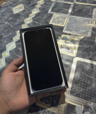 Iphone 12 pro sotiladi