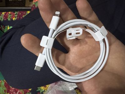 Iphone kabel, yengi holati.