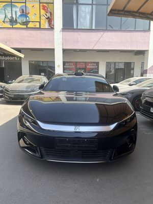 BYD HAN lidarli 2025 bez probeg