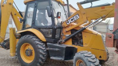 Сдается в аренду экскаватор погрузчик JCB 3DX