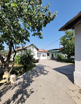 СРОЧНО Продаётся УЧАСТОК 10соток, Дом 100m2+, Улица Саватчи