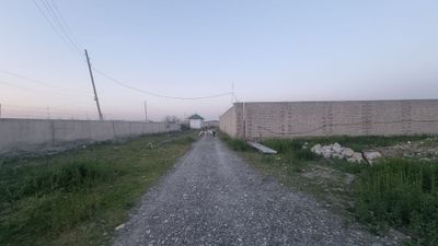 Сотилади 1 гектор йер Саёхат Чойник пёла