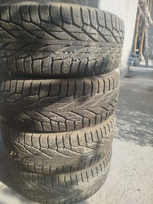 R17 225/60 .
