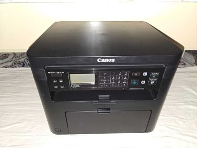 Продам принтер canon MF 231 3v1