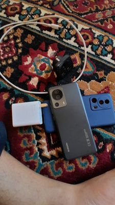 Xiaomi 13 lite 256gb 2sim Xolati tiniq Xotira 8+8 256 GB Snapdrago
