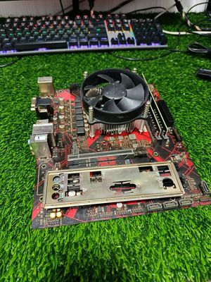 Materinka Asus B560 core i5 10400F m2 256gb