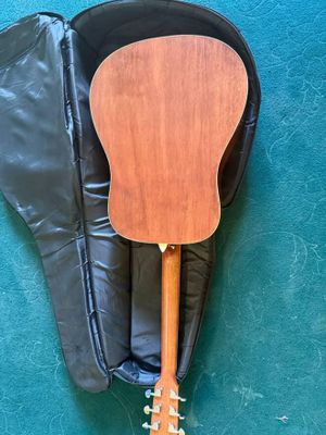 Gitara 41 razmer ekvalazer fishman