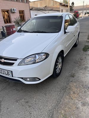 Jentra sotiladi Zavod metan gazli. Yurgani 140.000
