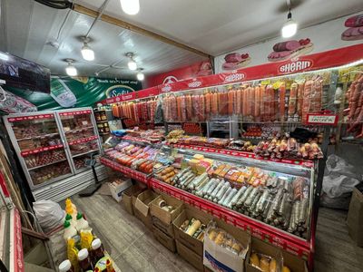 Tayor biznes sotiladi kolbasa magazin