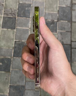 Iphone 13pro sotiladi
