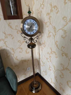 Часы напольные / соат полда турадиган