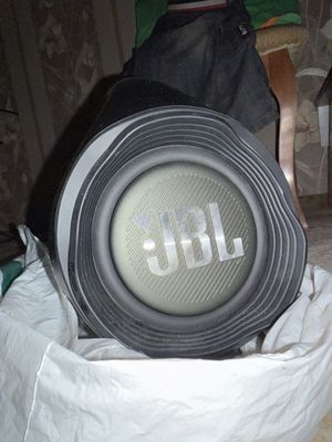 JBL Boombox 2 Review