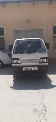 Labo sotiladi srochni holati yahshi yurp turgan moshina