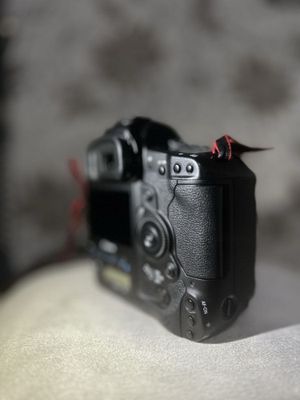 Canon EOS 1DX