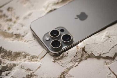 Sotldi. Iphone 15 pro. Titanium. 128 gb