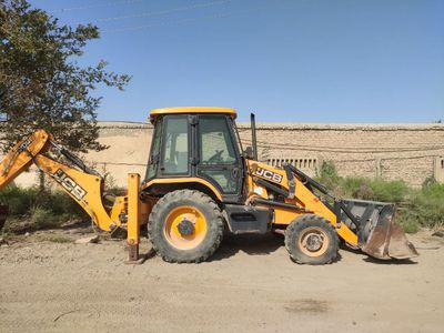 Продам погрузчик JCB 3CX