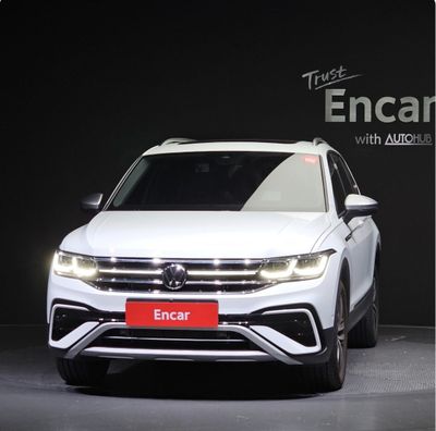 Volkswagen Tiguan 2.0 TSI Prestige 2022 • Бензин
