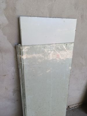 Oynalar sotiladi kvadrati 35 ming soʻm