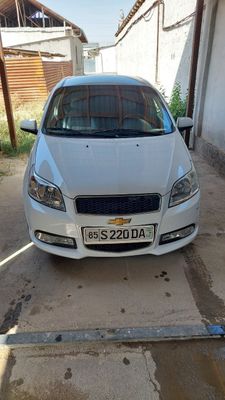 Нексия 3 сотилади !
