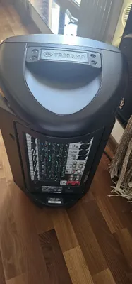 Ямаха ,акустическая система + микрофоны.