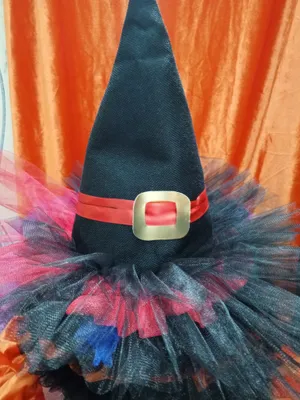 Шляпы ведьмы на Хеллоуин в наличии