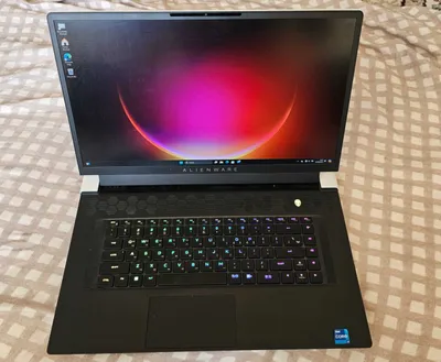 Alienware X17 R2