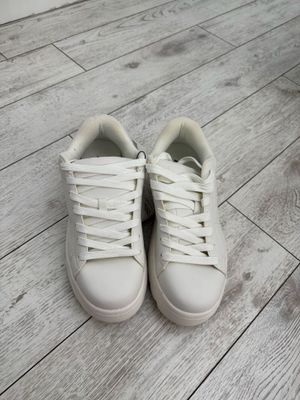 Кросовки Zara белые