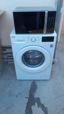 Срочно продаётся стиральная машинка LG