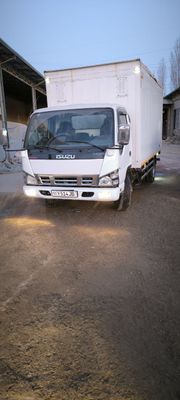 Isuzu yili 2010 gaz 4 ta 100 lik 6 ta yangi balon