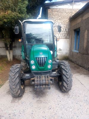 LS-U62 traktor sotiladi