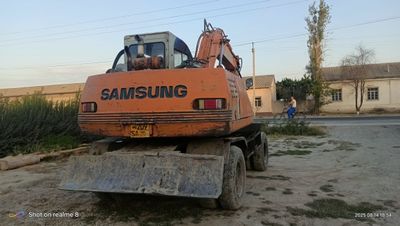 Самсунг 132 экскаватор сотилади.