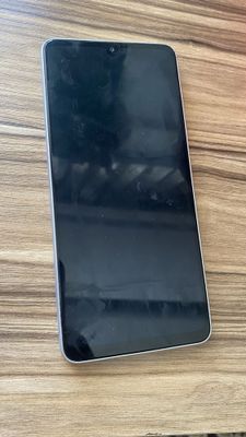 Samsung a33 sotiladi