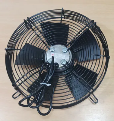 Вентилятор  для Холодильного оборудования . Б/у!