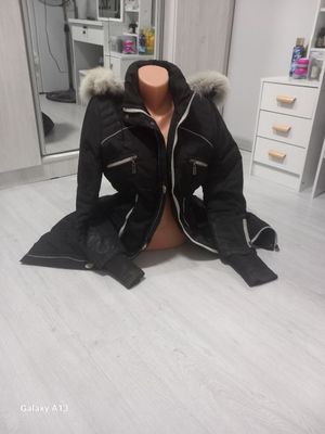 Продаётся женские куртки
