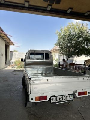 Labo sotiladi navarotcha qib quyilgan