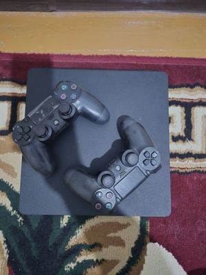 PlayStation 4 1 TB