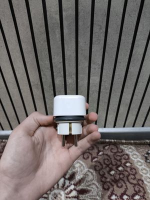 оригинальная головка от зарядника для iPhone