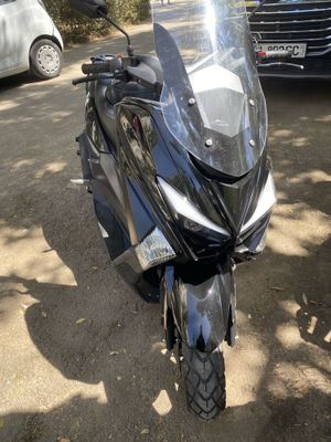 T max. 150 cc skuter