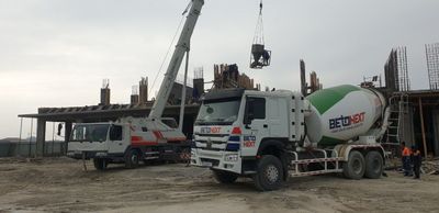 Автобетоносмеси́тель Sinotruk Howo 10 куб Газовый Миксер