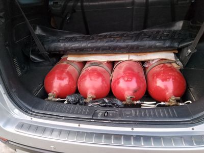 Gaz balon sotiladi 4pakalenya