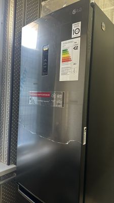 Холодильник LG янги кам ишлатилган