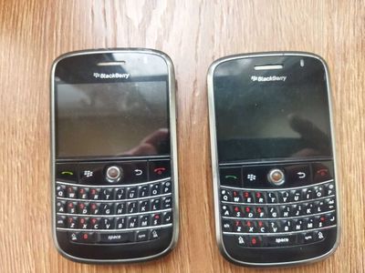 Blackberry -2 штуки на запчасти.