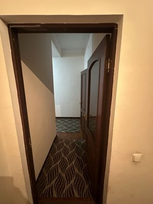 Kvartira sotiladi 2 xonali 64 kv metr