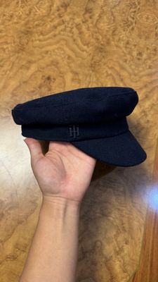 кепи стильная TOMMY HILFIGER
