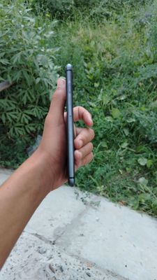 Iphone 8 plus sotiladi