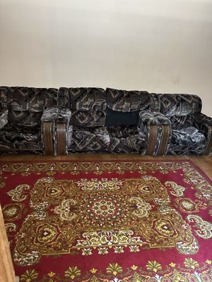 Диван отдадим даром