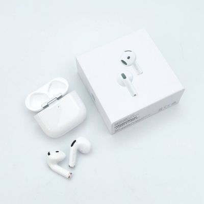 Airpods 4 lux dubai