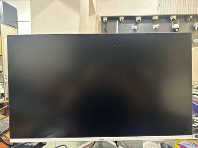 Axe 27" 75hz Flat Monitor! Biroz qirilgan joyi bor, rasmga qarang!